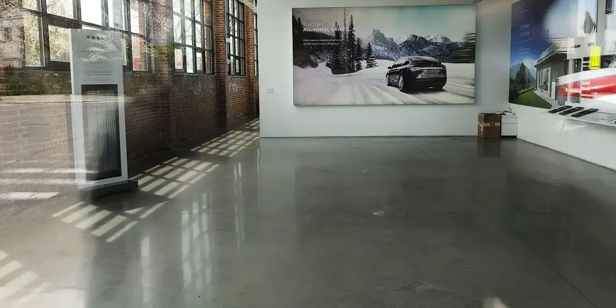 世界，您好！缩略图