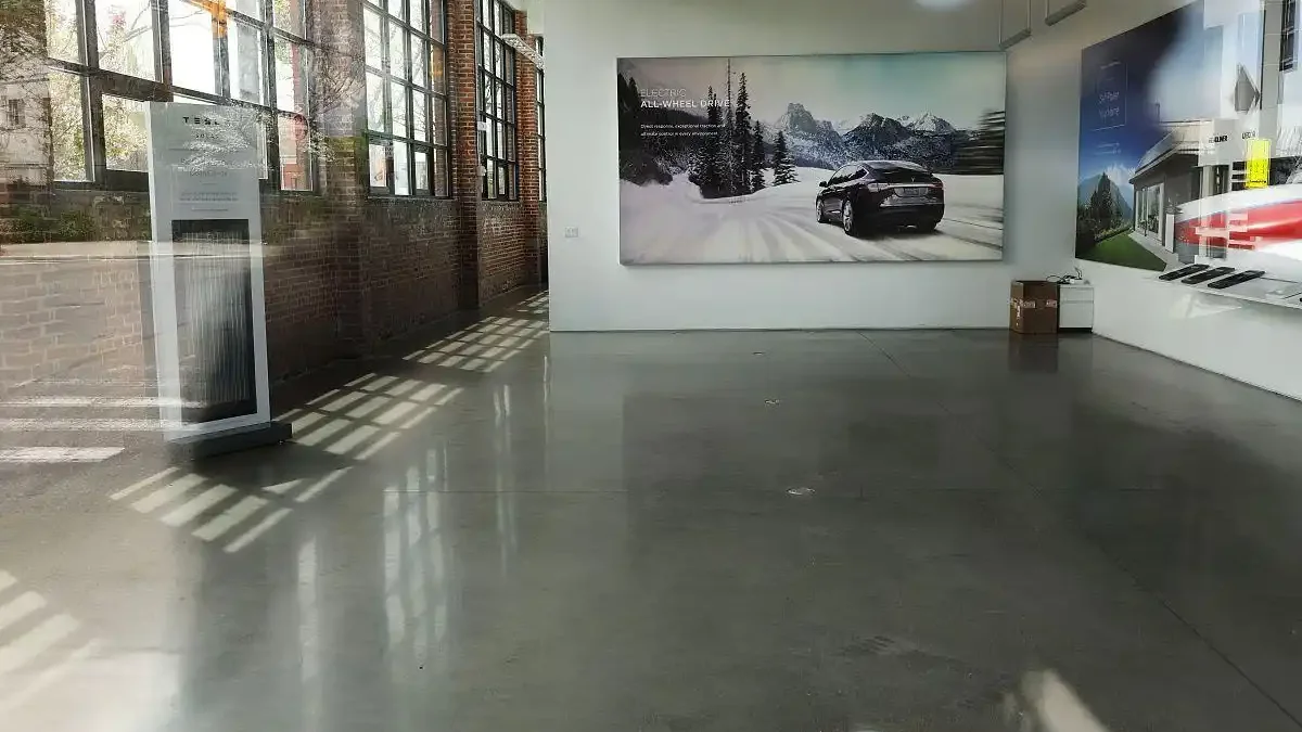 世界，您好！缩略图